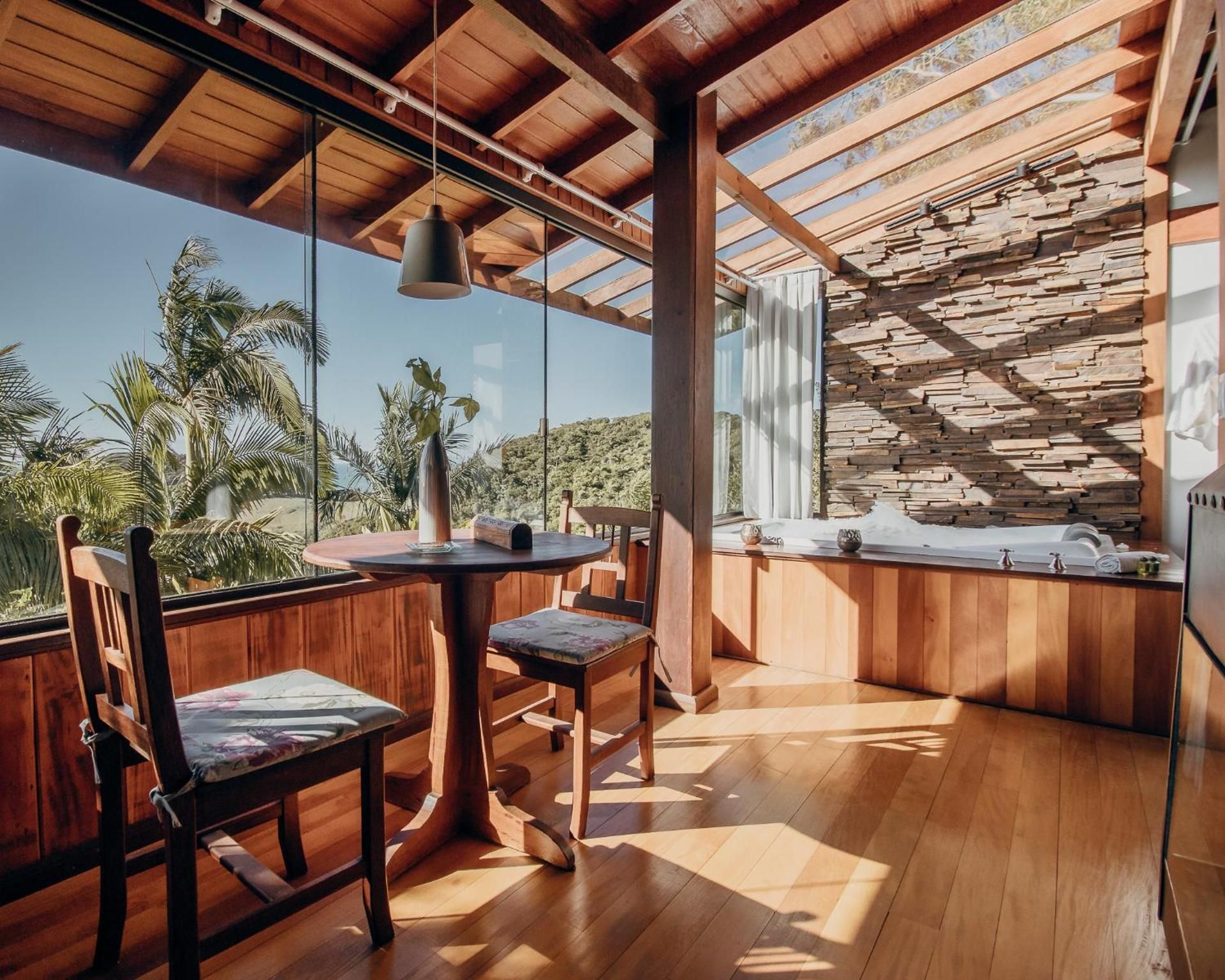 Superior Chalet