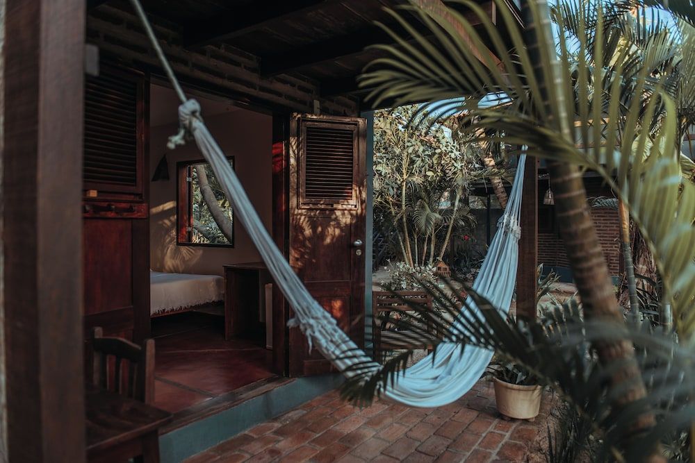 Standard Suite, Non Smoking, Private Bathroom