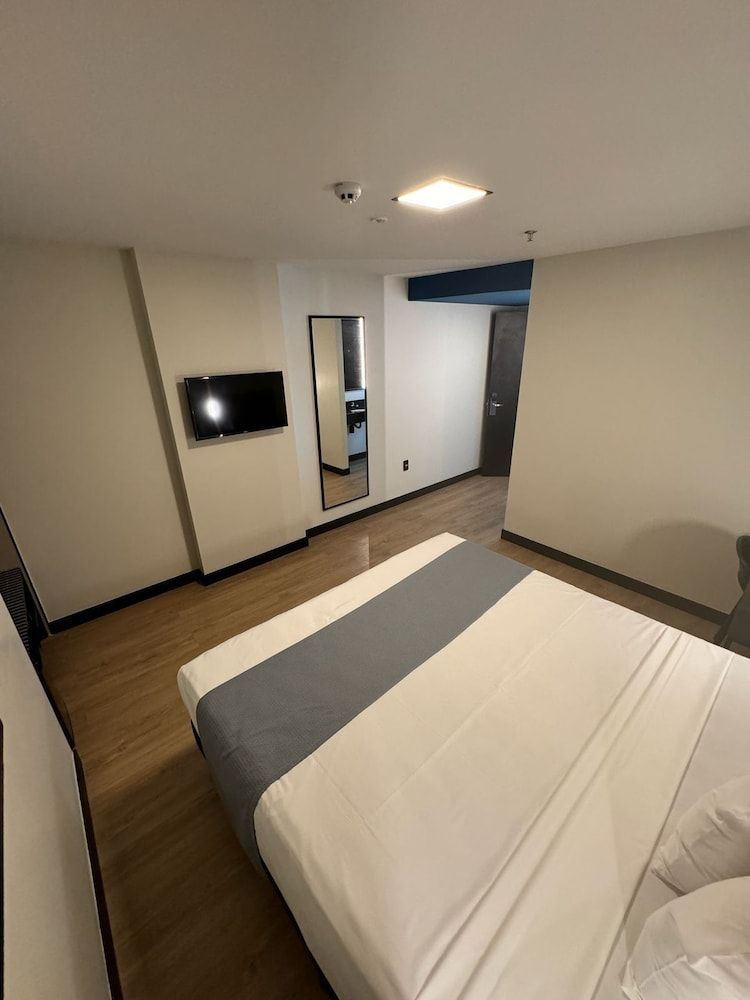 WA Hotel Fortaleza Deluxe Room 2