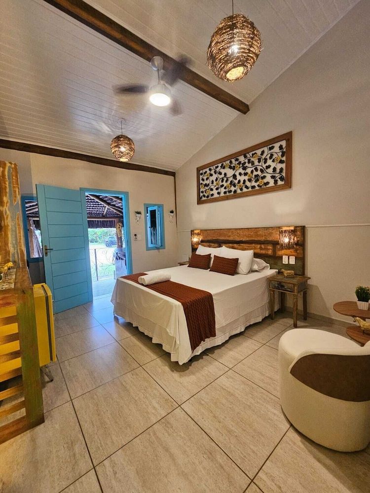 Deluxe Suite, Balcony