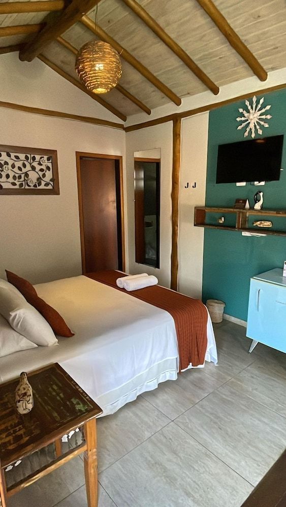 Deluxe Suite, Pool View