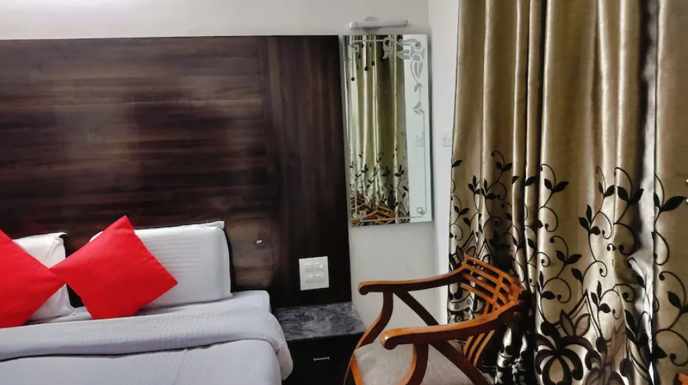 Hotel Royale India-Near Dalai Lama Temple Standard Room 3