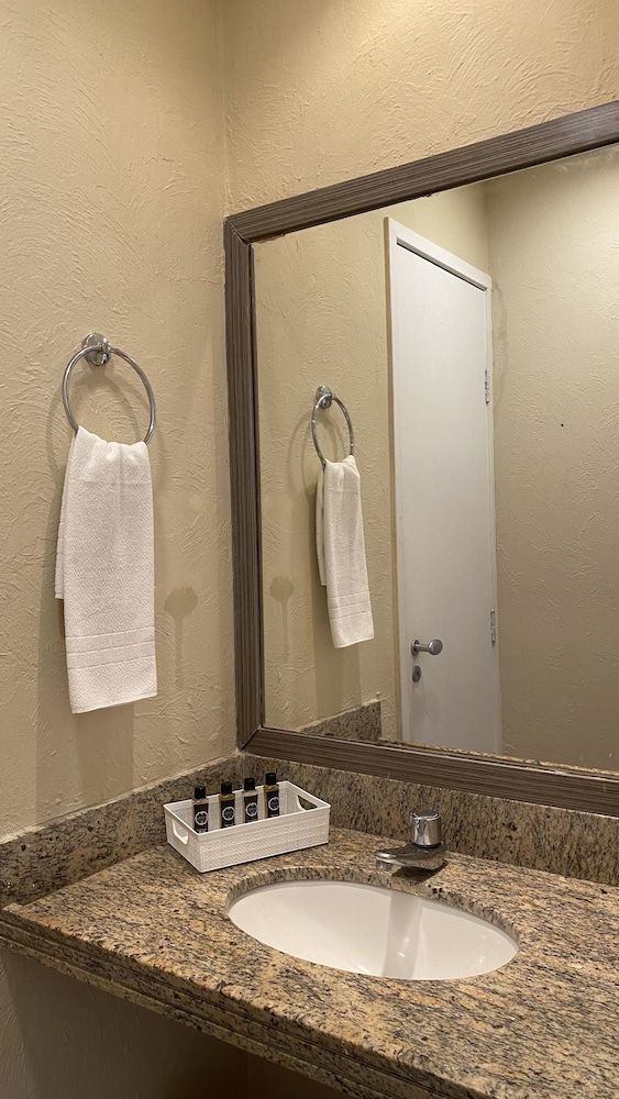 Pousada Tropical Ilhas Deluxe Quadruple Room 4