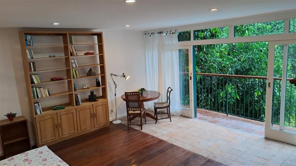 Studio with Balcony