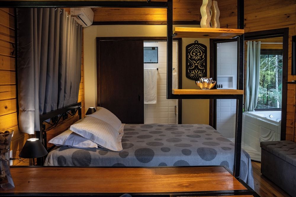 Exclusive Cabin