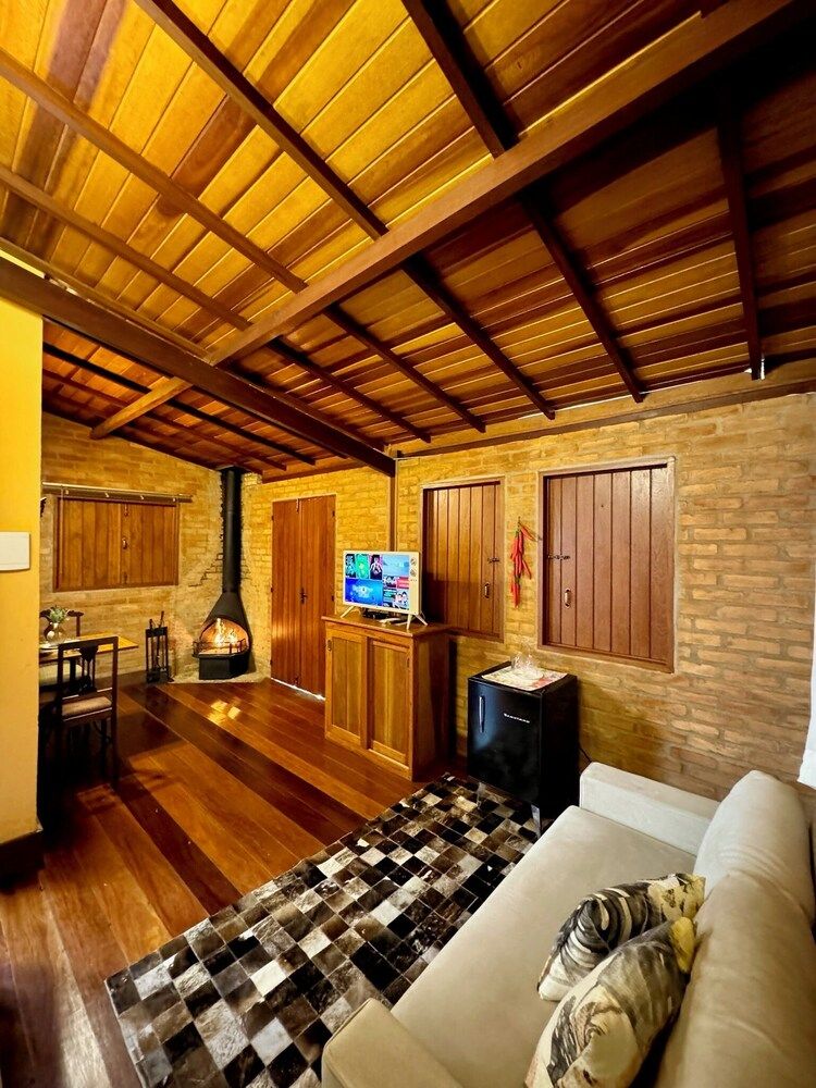 Chalés Jardim das Bromélias Comfort Chalet 11