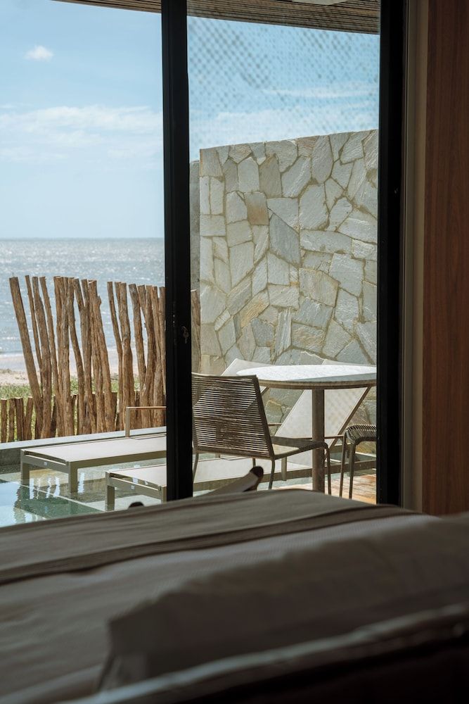 Koloa Concept Hotel Deluxe Suite 7