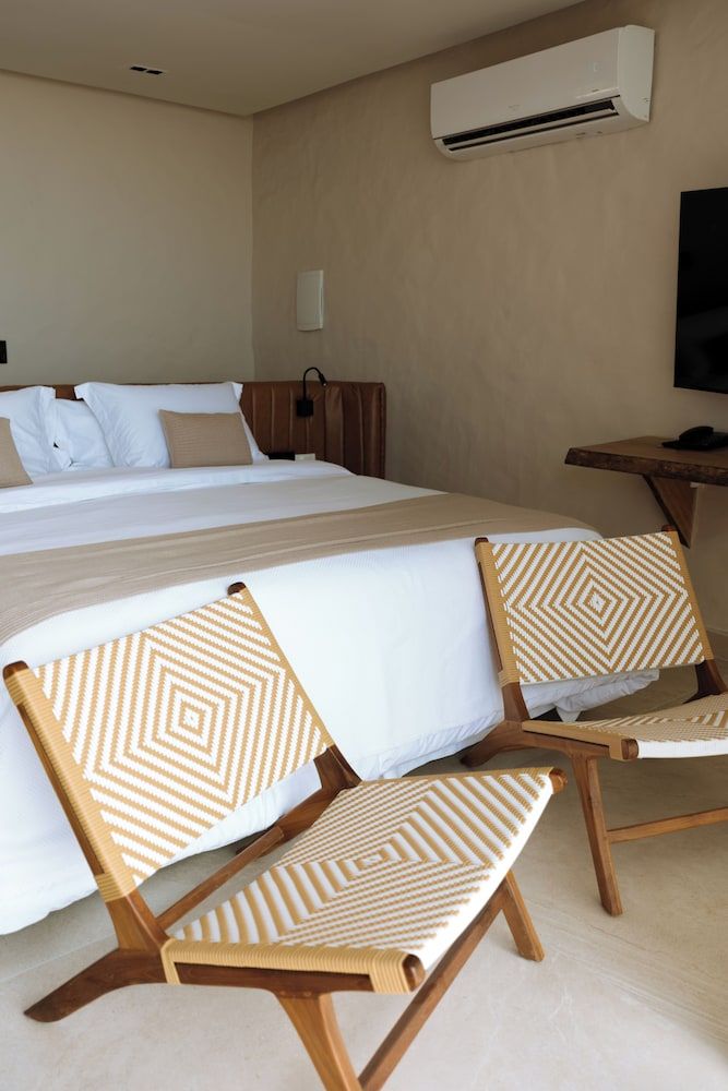 Koloa Concept Hotel Deluxe Suite 2