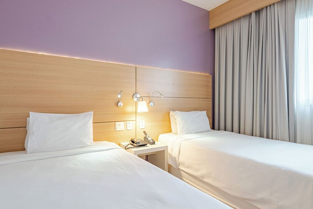 Superior Apartment, 2 Twin Beds, City View