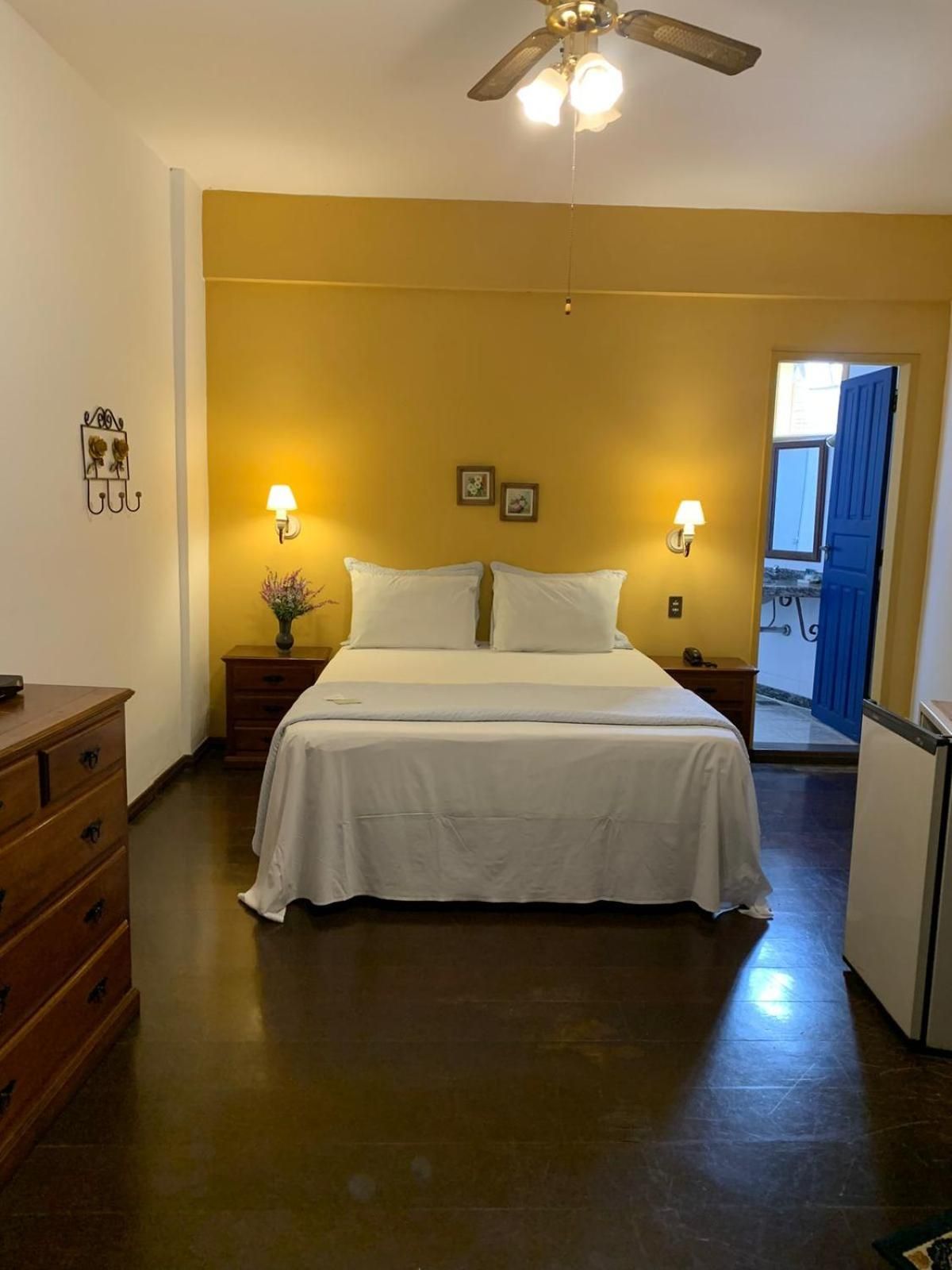 Quarto Triplo Standard com Vista da Cidade