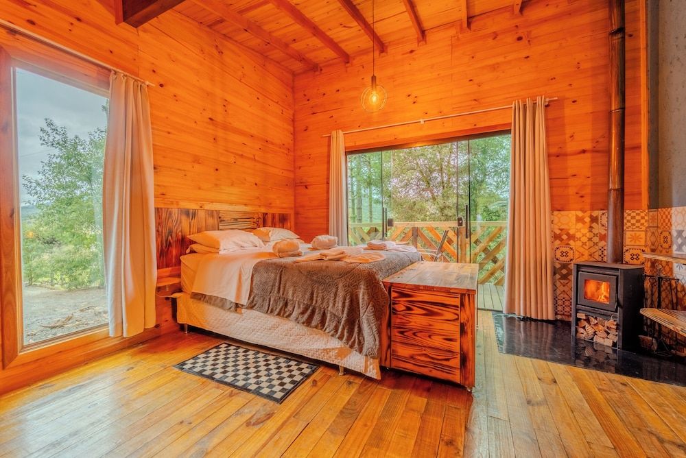 Chalet, Mountain View
