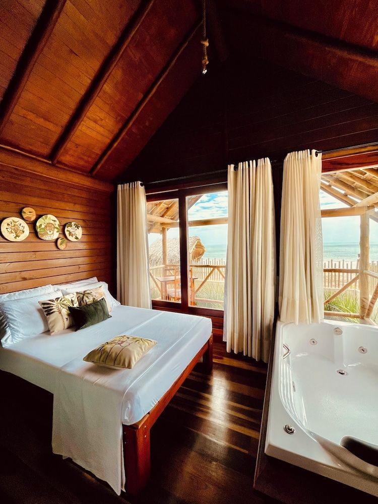 Romantic Bungalow, Beach View, Sea Facing