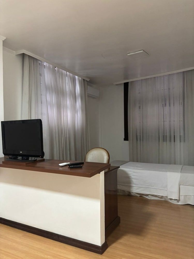 Fast 10 City Hotel Superior Triple Room 4