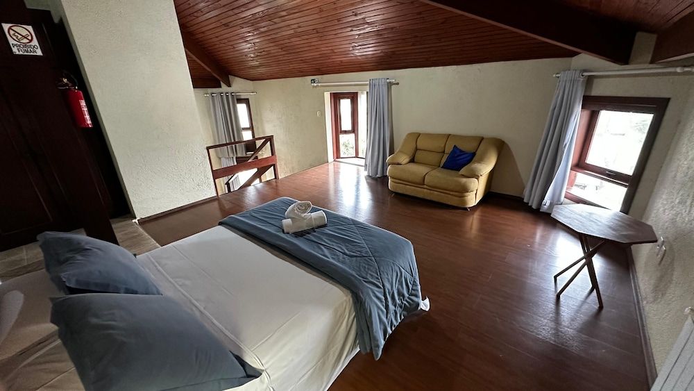 Pousada Canela Garden Family Room, City View 3