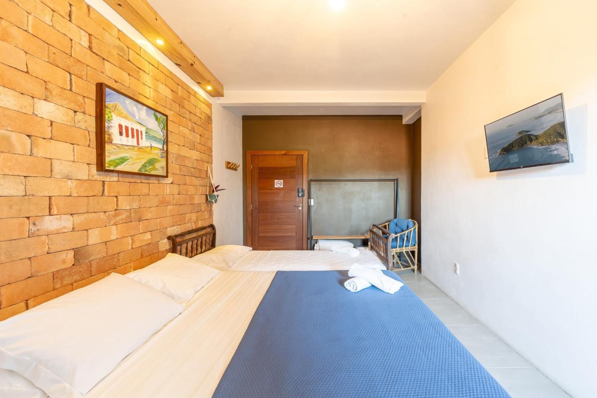 Basic Triple Room