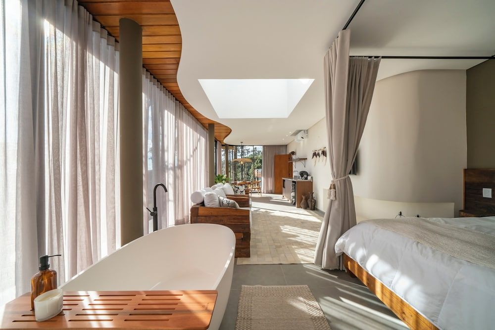 Luxury Cabin, Garden View