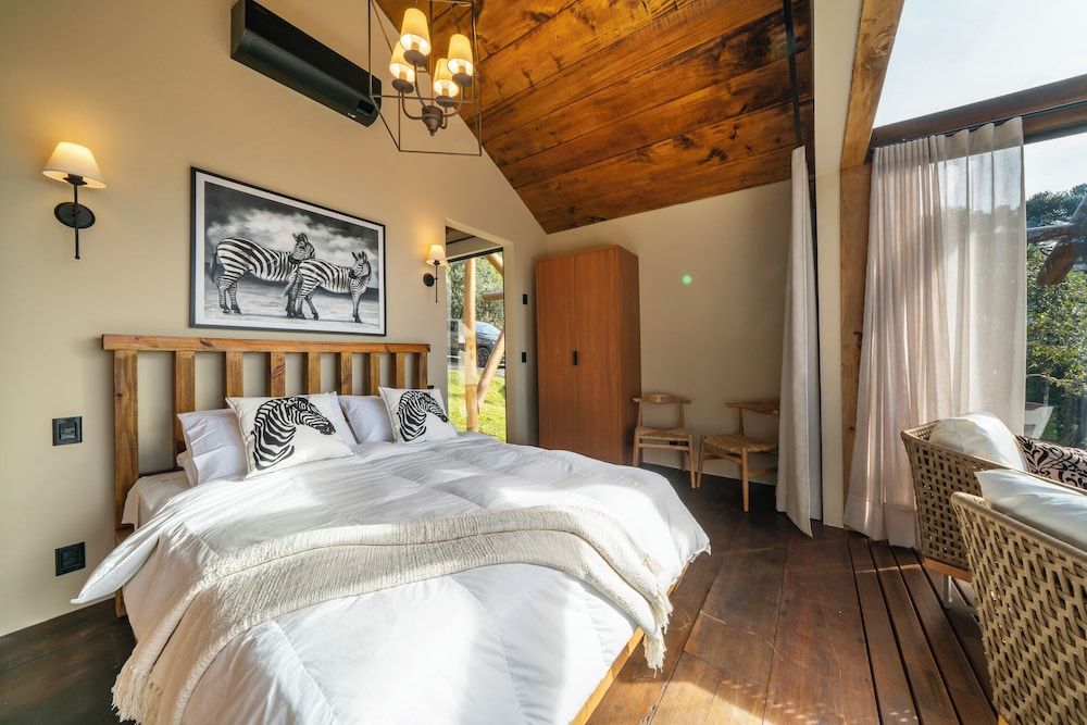 Deluxe Cabin, Mountain View