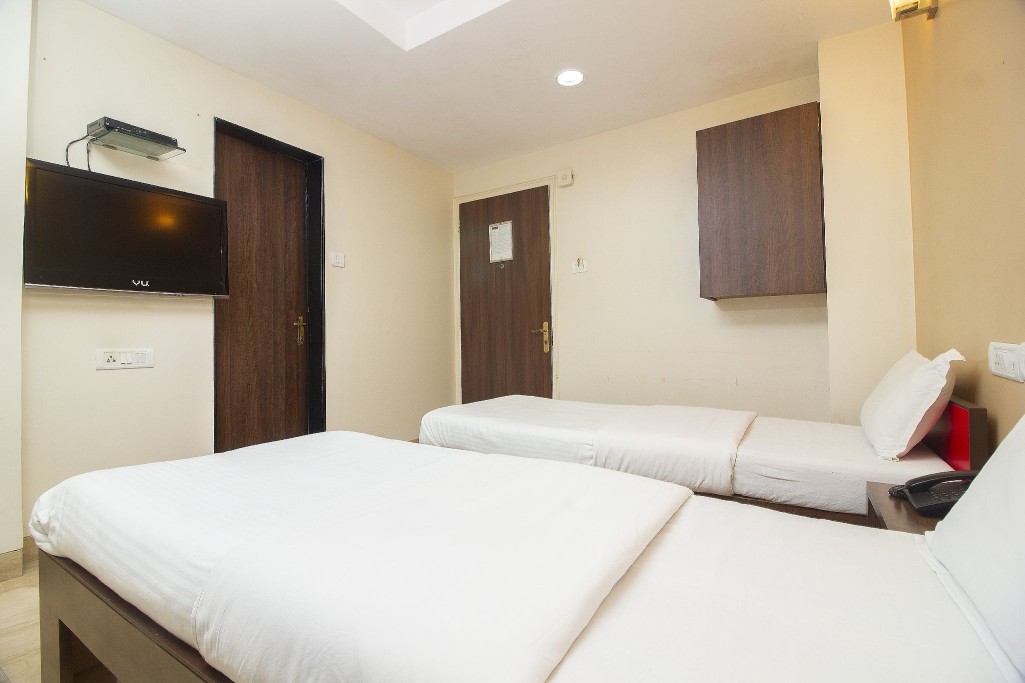 Hotel Airlines International Standard Double or Twin Room 8