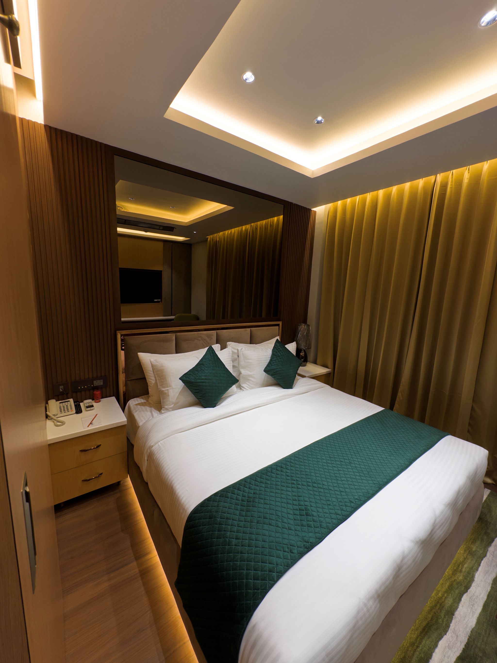 Comfort Inn Vindhyan, Vindhyachal Deluxe Double Room 7