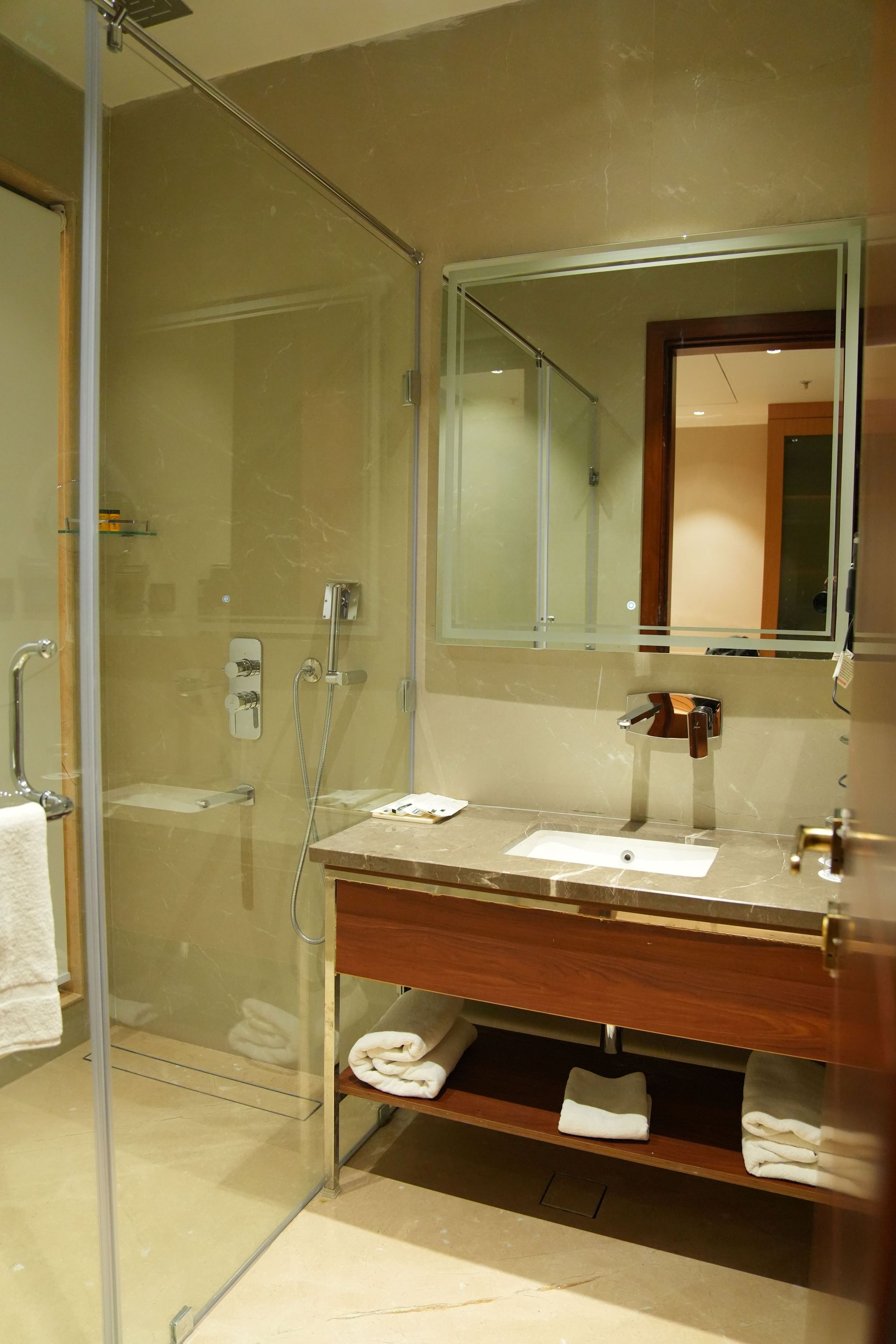 Comfort Inn Vindhyan, Vindhyachal Deluxe Double Room 4