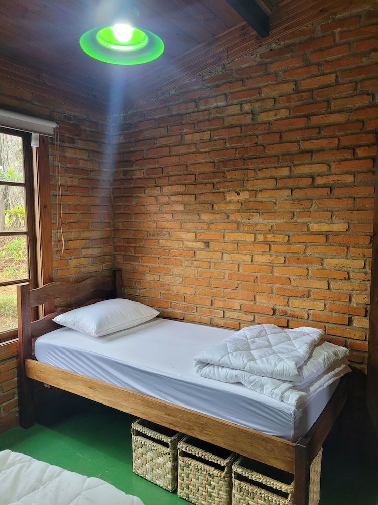 Pousada Alto Pirapitinga Basic Twin Room, Mountain View 7