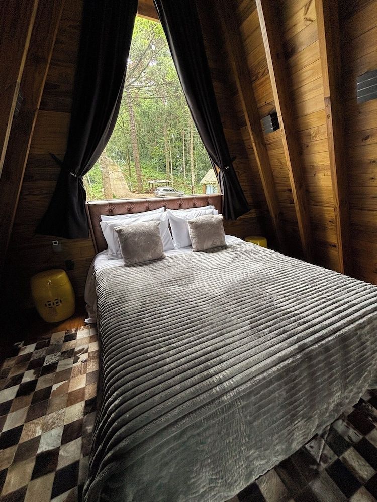 Deluxe Chalet, Balcony, Garden View
