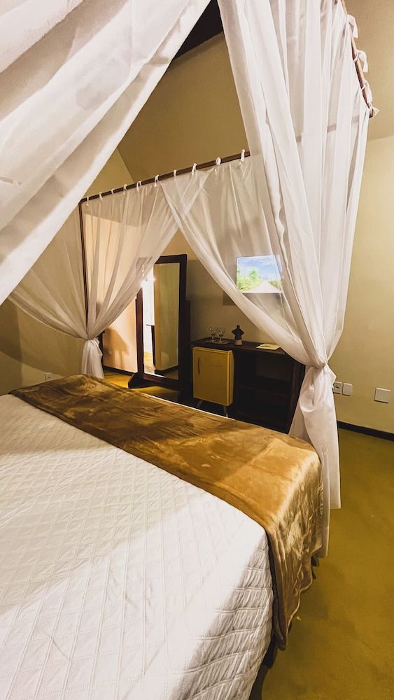Deluxe Triple Room, Garden View