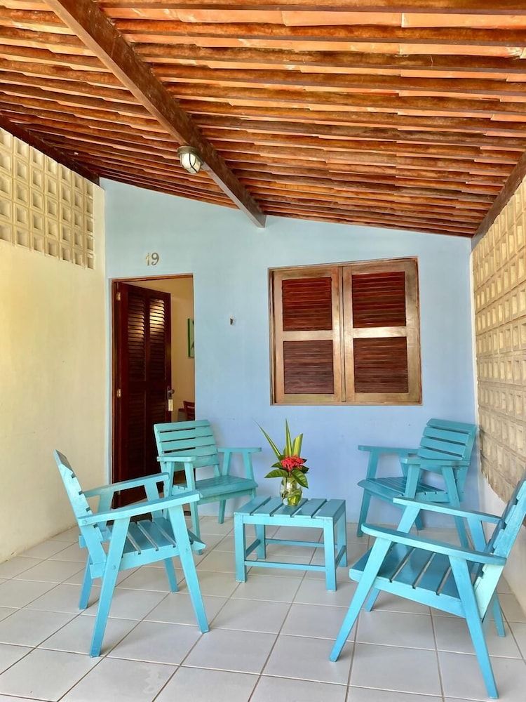 Economy Bungalow, Lanai