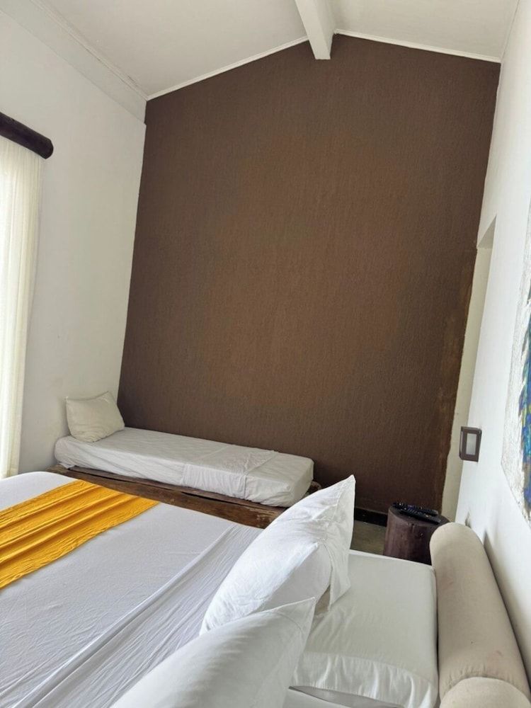 SUITE PRAIA DO AVENTUREIRO