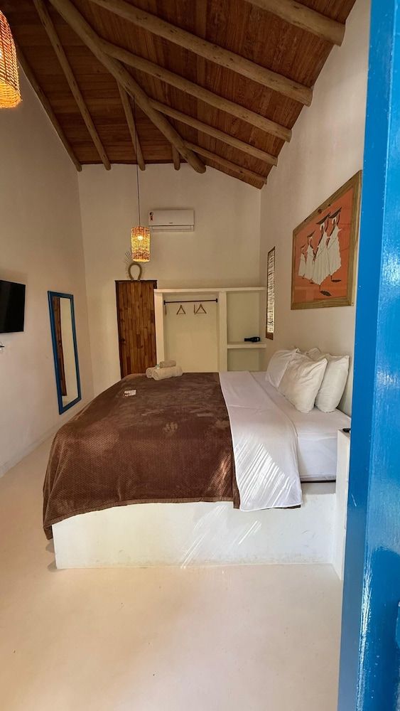 Superior Twin Room, 1 King Bed, Patio, Valley View