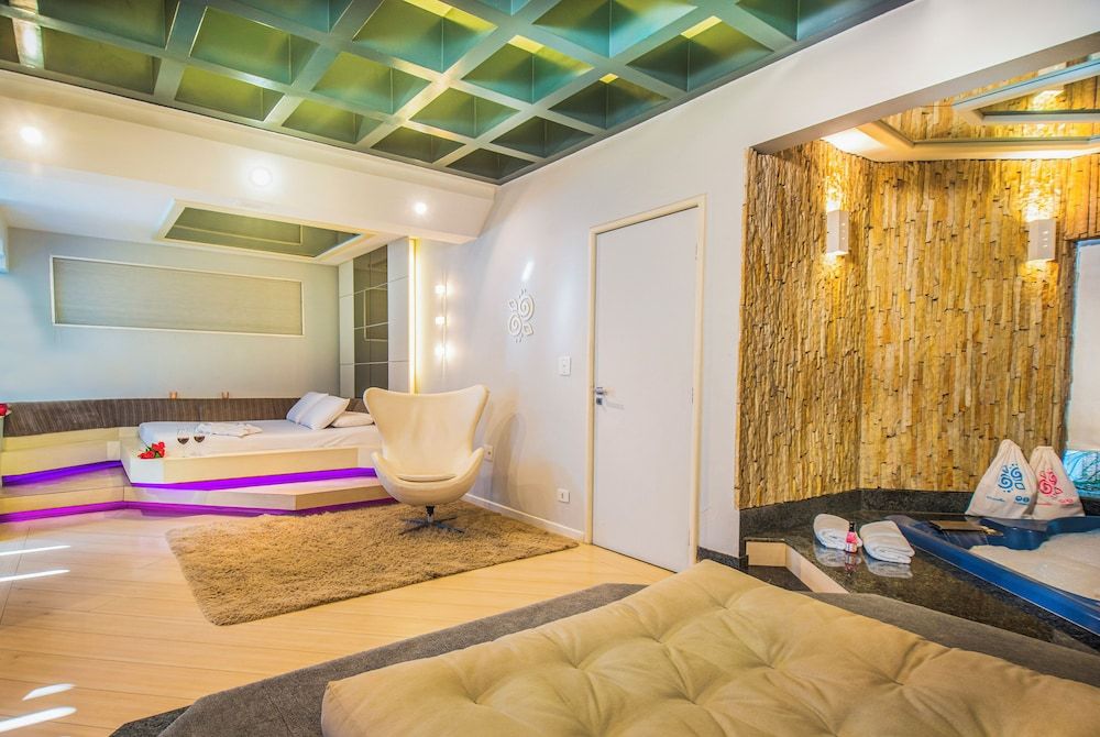 Presidential Suite, Multiple Beds