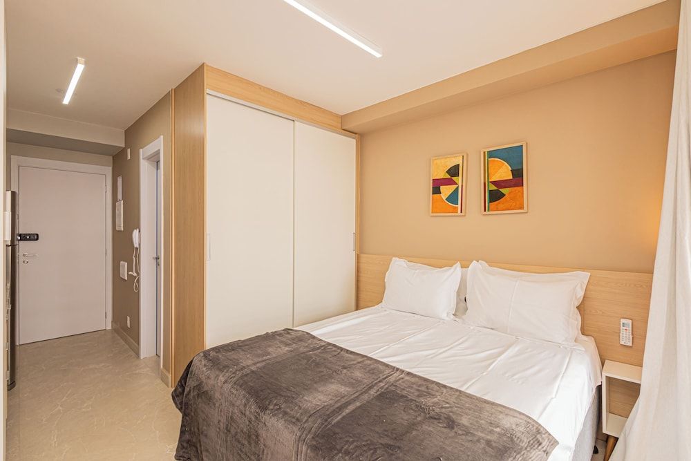 Deluxe Studio, Balcony