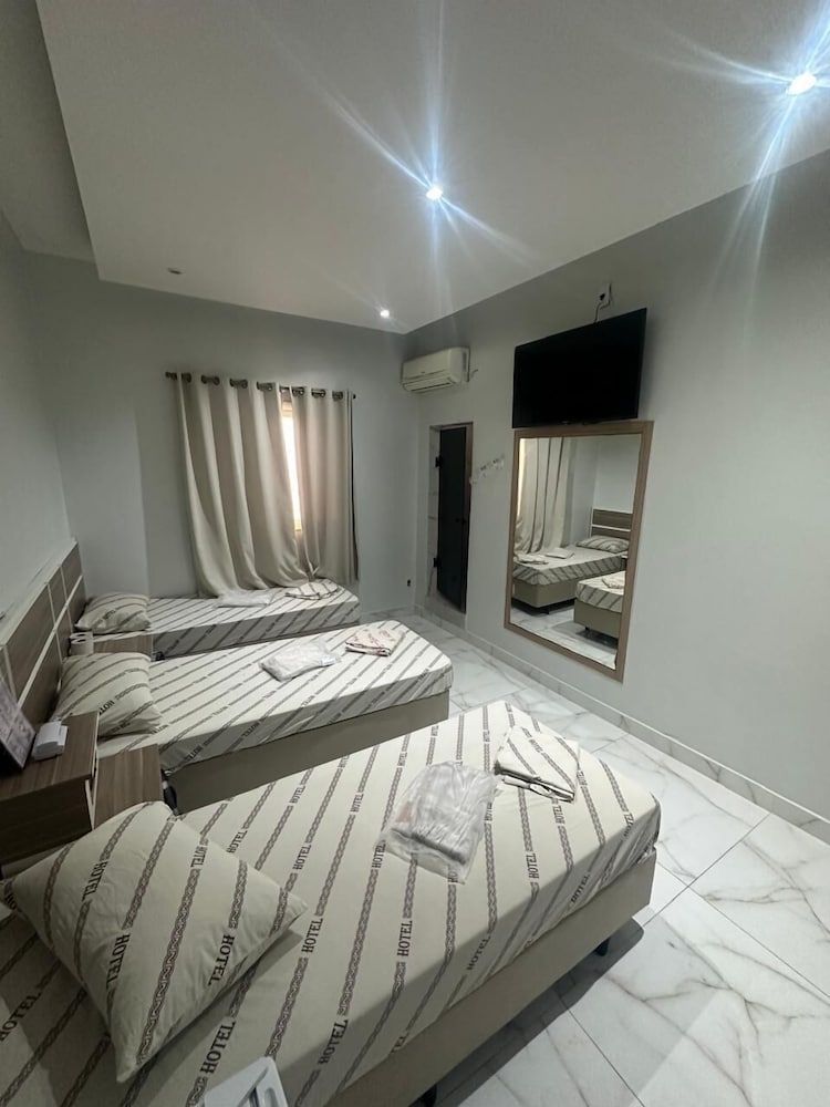 Economy Triple Room