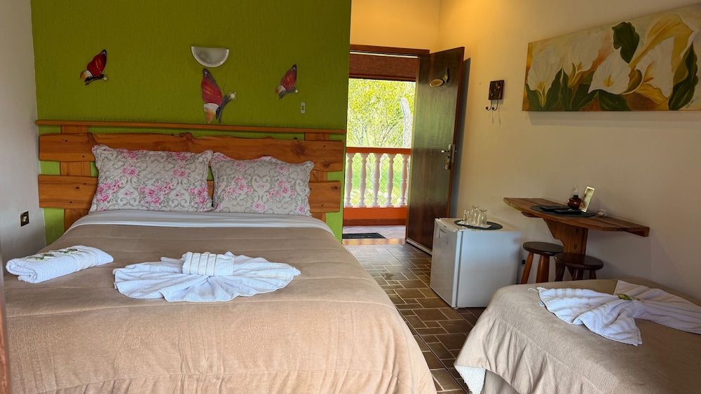 Superior Triple Room, Mountain View