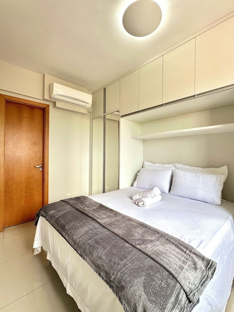 Deluxe Apartment, City View