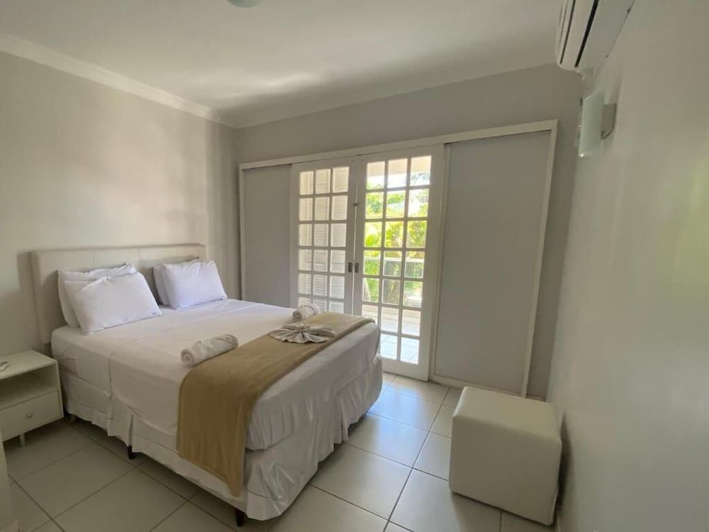 Family Apartment, 4 Bedrooms, Beachside