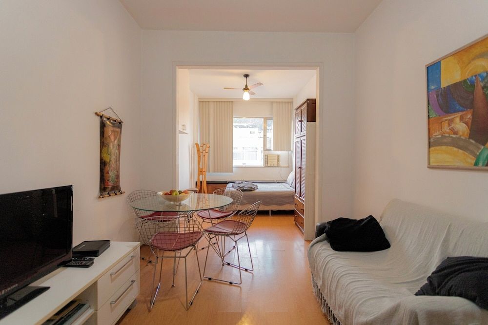 SUH Copacabana 66 Apartment 24