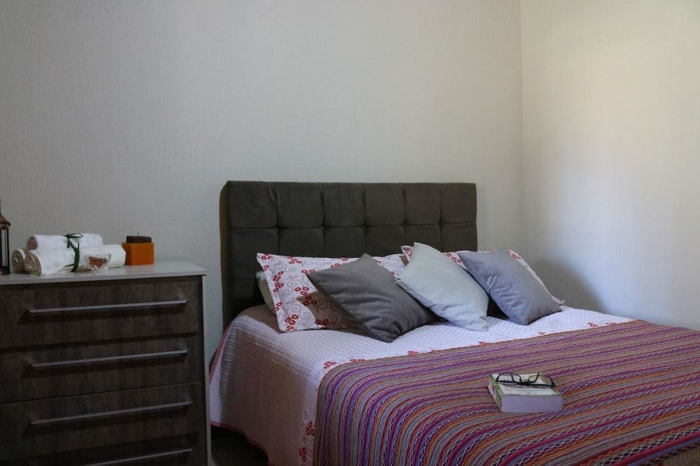 Family Chalet, 1 Queen Bed with Sofa bed, Kitchenette, Garden View
