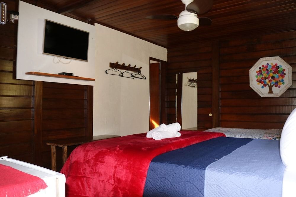 Family Chalet, Multiple Beds, Housekeeping, Garden View