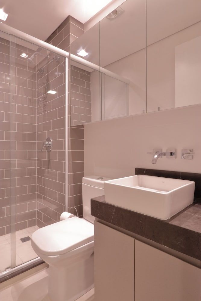Studio Suite, City View