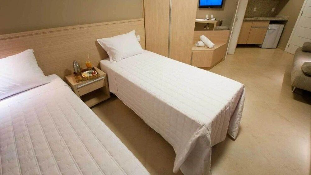 Viageiro Hotel Deluxe Triple Room 2