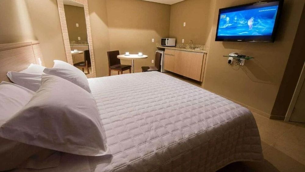 Viageiro Hotel Deluxe Triple Room 6