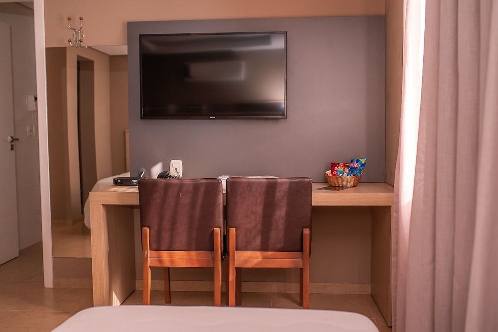 Viageiro Hotel Deluxe Twin Room 12