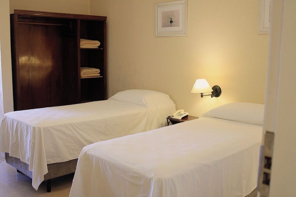 Standard Single Room, 2 Twin Beds