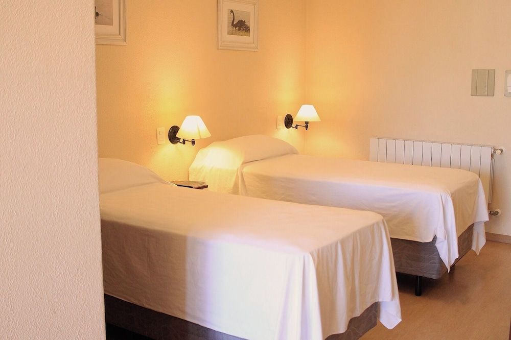 Standard Single Room, 2 Twin Beds