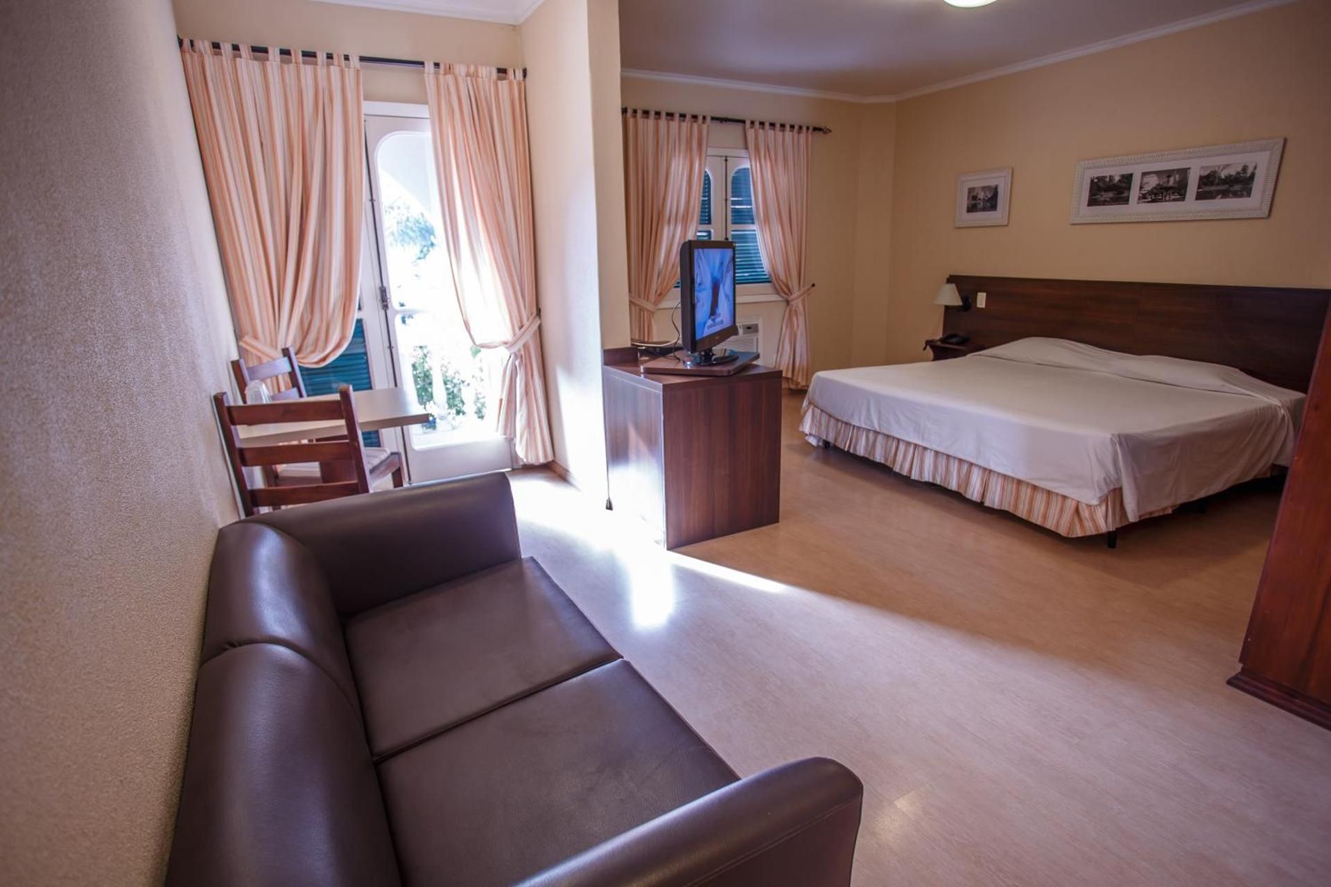 King Room with Spa Bath