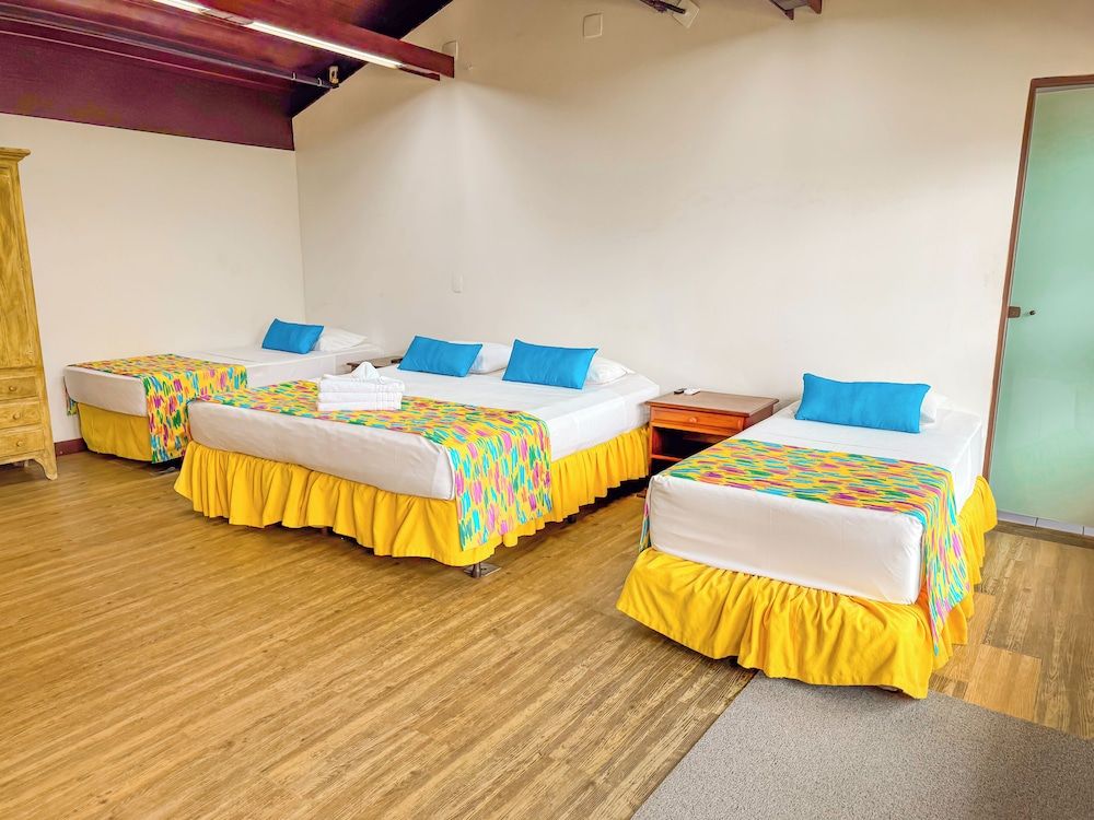 Economy Room
