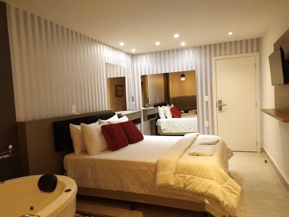 Hotel Vila Suíça 1818 Honeymoon Double Room, Pool View 4