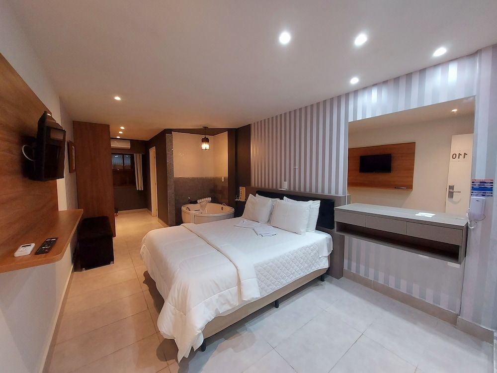 Hotel Vila Suíça 1818 Honeymoon Double Room, Pool View 2