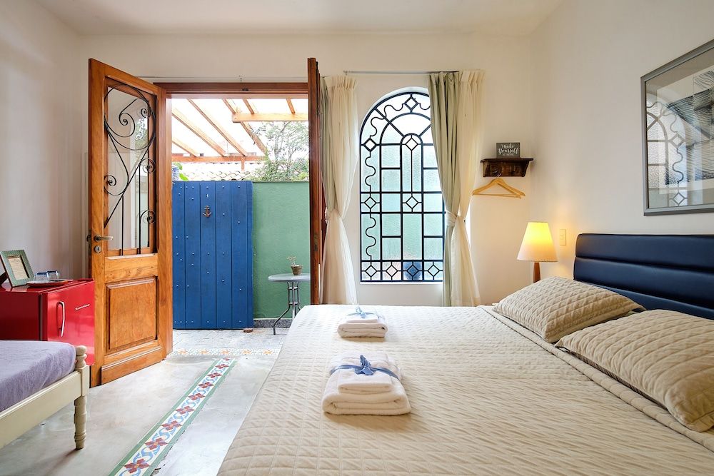 Pousada Pontal Gardens Superior Triple Room 13